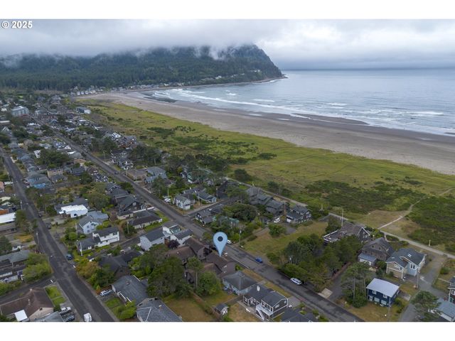 1265 S BEACH Dr, Seaside, OR 97138