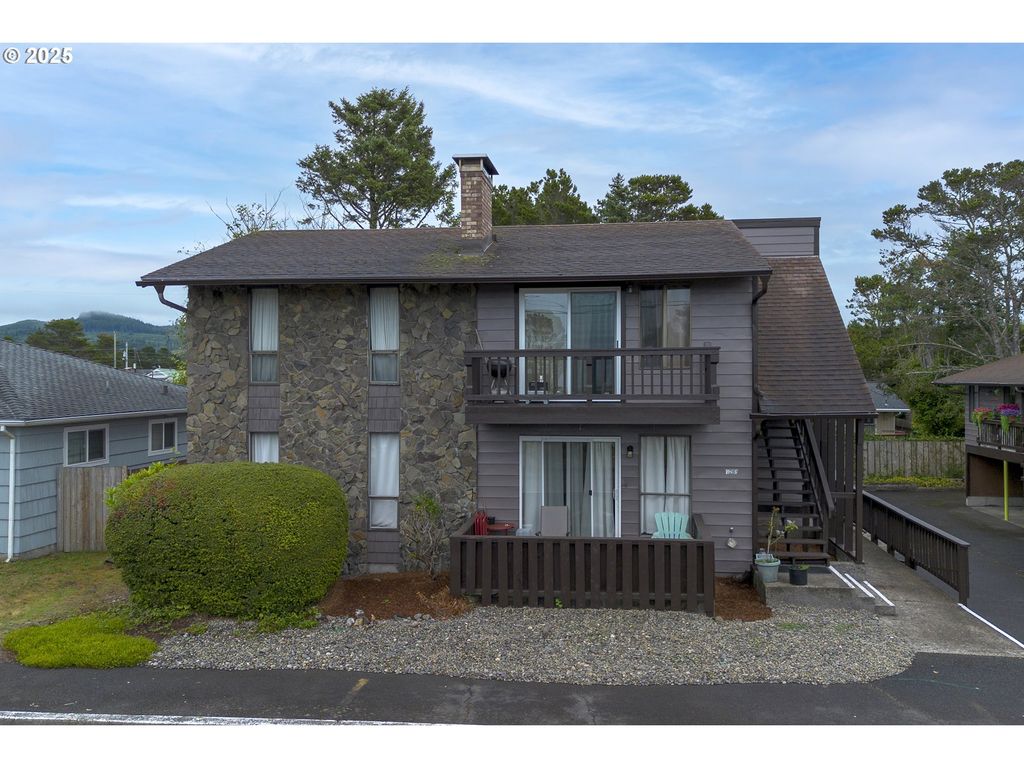 1265 S BEACH Dr, Seaside, OR 97138