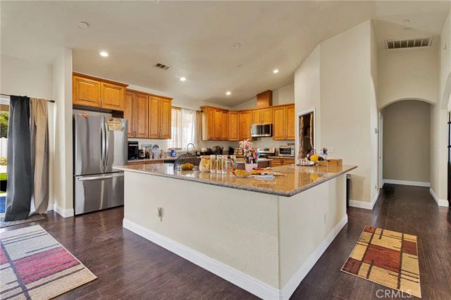 3677 Arcadia, Phelan, CA 92371