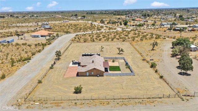 3677 Arcadia, Phelan, CA 92371