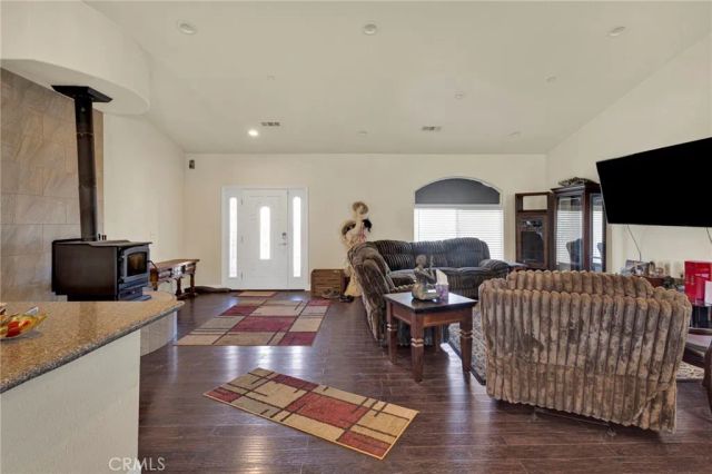 3677 Arcadia, Phelan, CA 92371