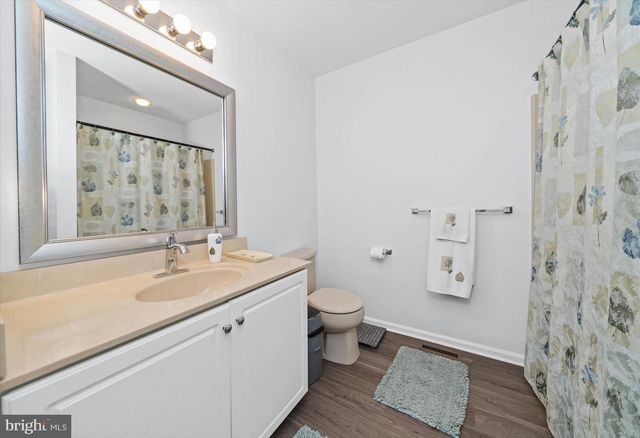 201 S THOMAS LN S, Newark, DE 19711