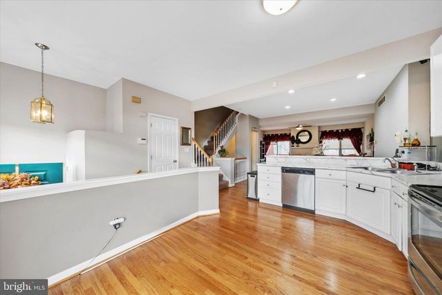 201 S THOMAS LN S, Newark, DE 19711