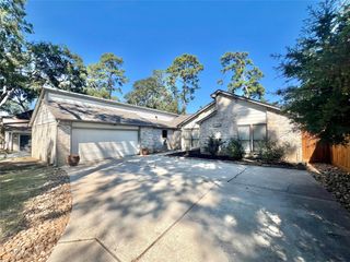 19522 Dianeshire Drive, Spring, TX 77388