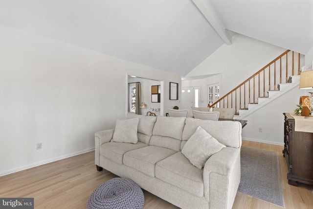 42 SABRE CT, Newark, DE 19702