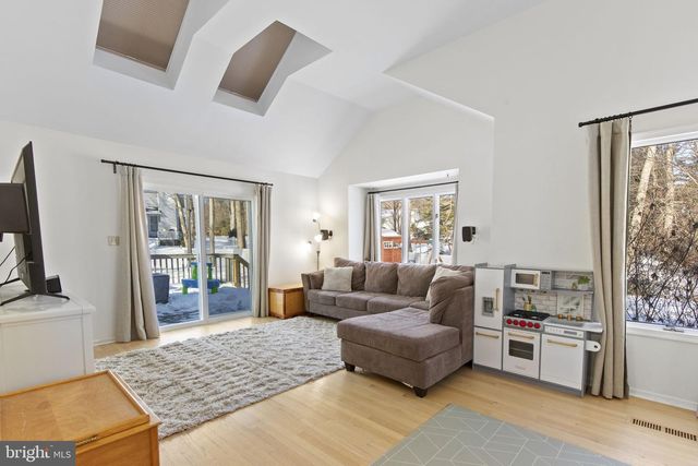 42 SABRE CT, Newark, DE 19702