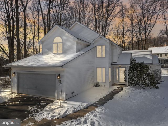 42 SABRE CT, Newark, DE 19702