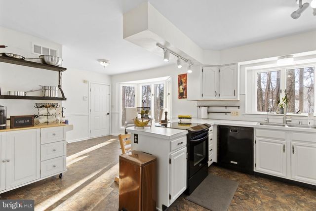 42 SABRE CT, Newark, DE 19702