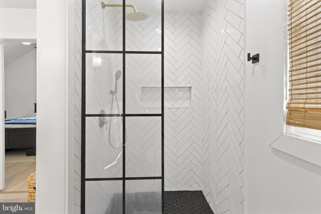 42 SABRE CT, Newark, DE 19702