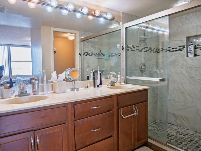 5155 ISLA KEY BOULEVARD S 307, St Petersburg, FL 33715