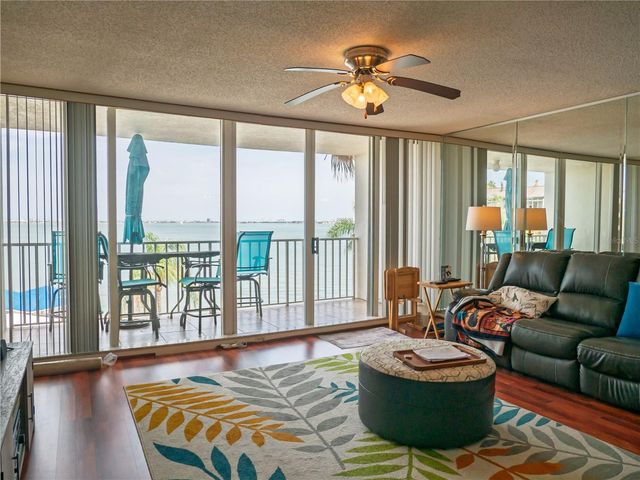 5155 ISLA KEY BOULEVARD S 307, St Petersburg, FL 33715