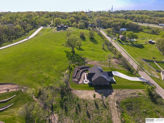 6511 Garvin Street, Omaha, NE 68152