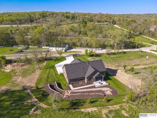 6511 Garvin Street, Omaha, NE 68152