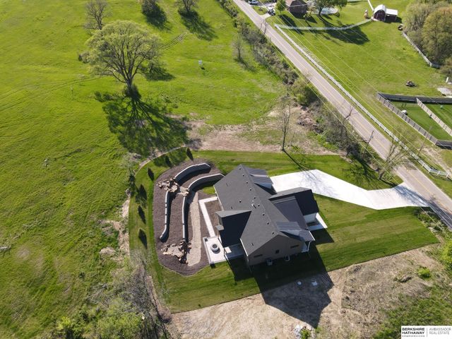 6511 Garvin Street, Omaha, NE 68152