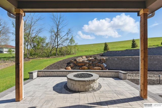 6511 Garvin Street, Omaha, NE 68152