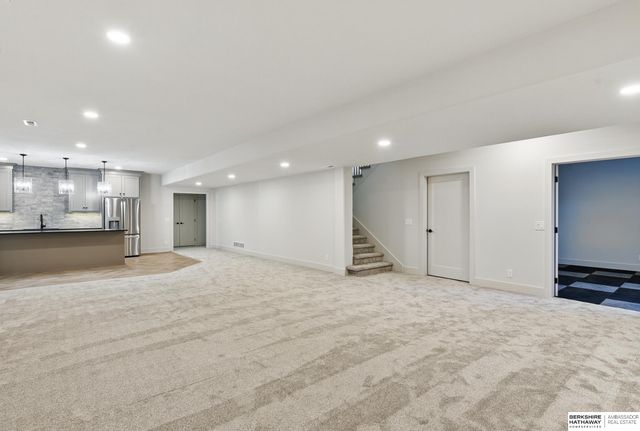 6511 Garvin Street, Omaha, NE 68152