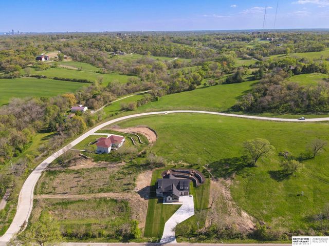 6511 Garvin Street, Omaha, NE 68152