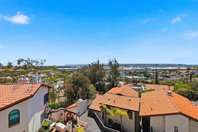4008 Ampudia St, San Diego, CA 92110