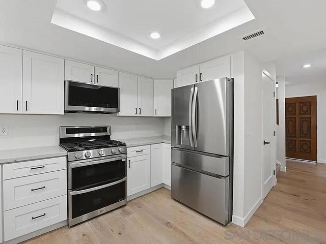 4008 Ampudia St, San Diego, CA 92110