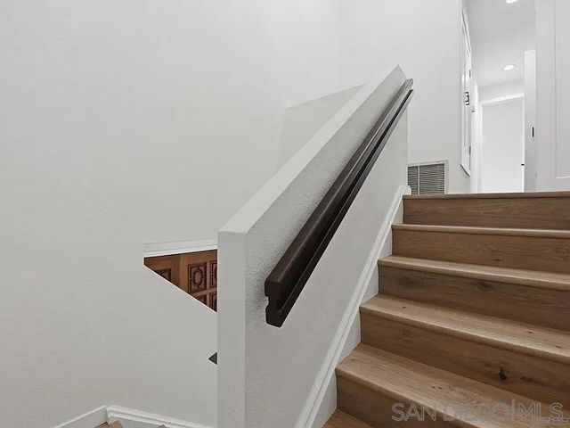 4008 Ampudia St, San Diego, CA 92110