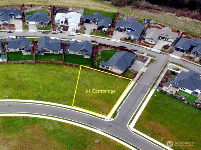 81 Cambridge Terrace, Sequim, WA 98382