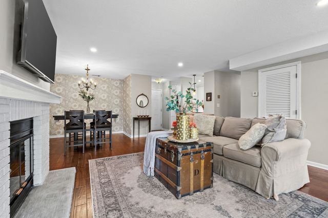 666 Main St 310, Winchester, MA 01890
