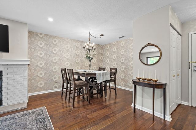 666 Main St 310, Winchester, MA 01890