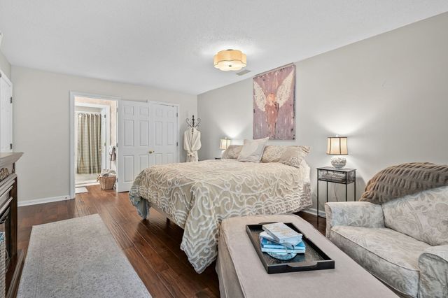 666 Main St 310, Winchester, MA 01890