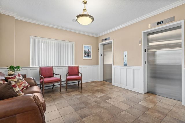 666 Main St 310, Winchester, MA 01890
