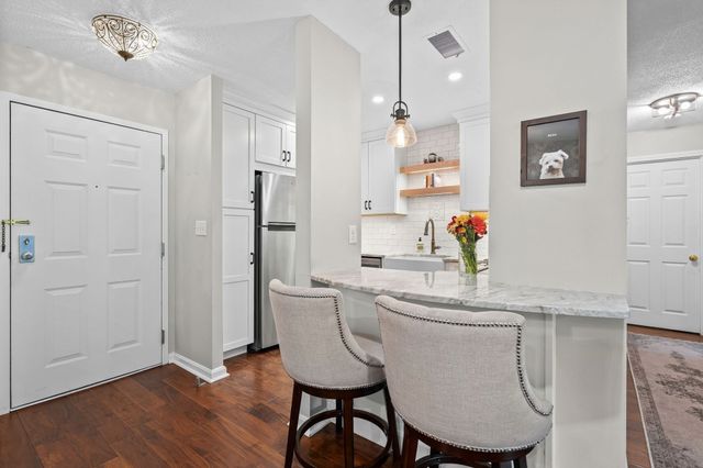 666 Main St 310, Winchester, MA 01890