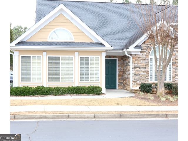3204 Village Lane, Roswell, GA 30075