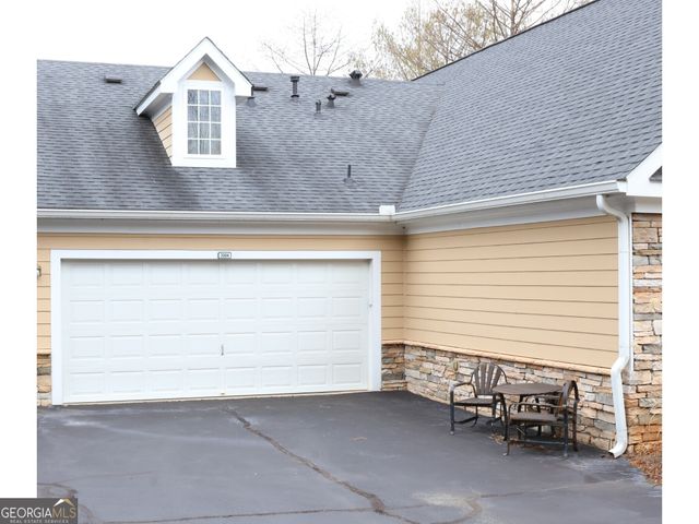 3204 Village Lane, Roswell, GA 30075