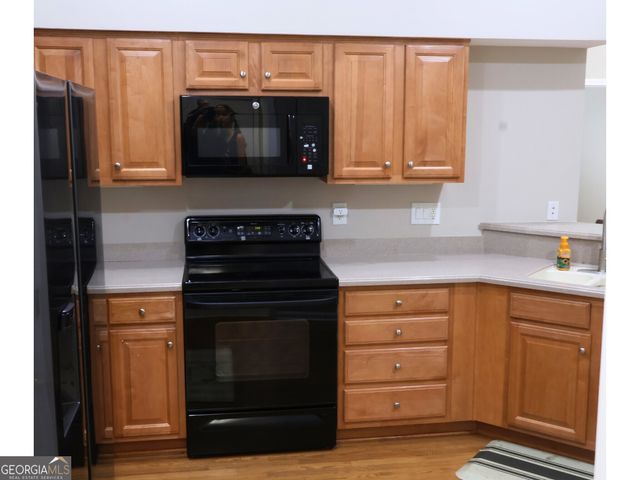 3204 Village Lane, Roswell, GA 30075