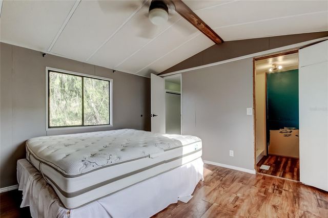 8719 S MEADOWVIEW CIRCLE, Tampa, FL 33625