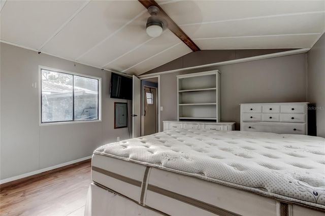 8719 S MEADOWVIEW CIRCLE, Tampa, FL 33625