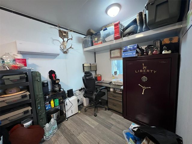 8719 S MEADOWVIEW CIRCLE, Tampa, FL 33625