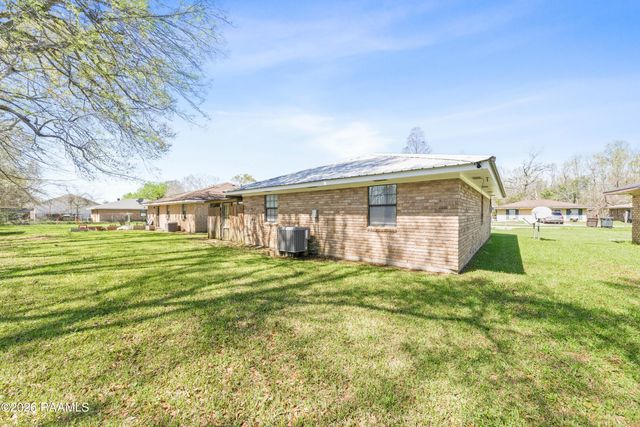 817 Cecile Boulevard, Breaux Bridge, LA 70517