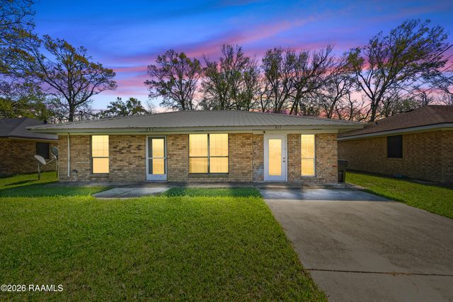 817 Cecile Boulevard, Breaux Bridge, LA 70517