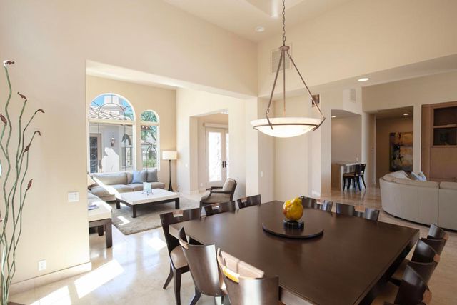 49544 ViA Conquistador, La Quinta, CA 92253