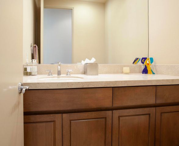 49544 ViA Conquistador, La Quinta, CA 92253