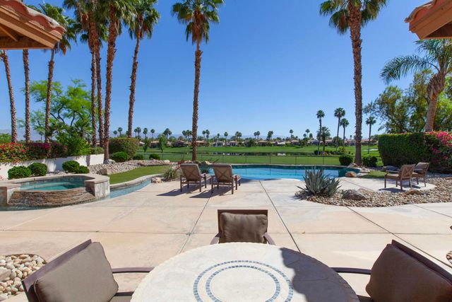49544 ViA Conquistador, La Quinta, CA 92253
