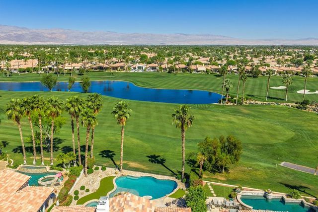 49544 ViA Conquistador, La Quinta, CA 92253