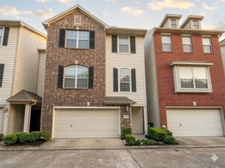 3410 Skyline Village Drive, Houston, TX 77057