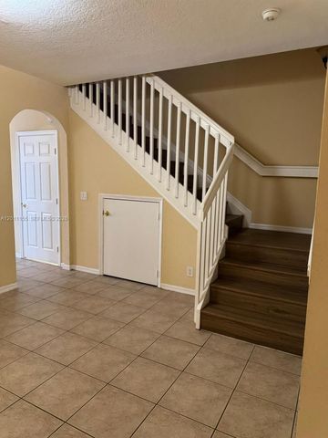 2971 NW 33rd Way, Lauderdale Lakes, FL 33311