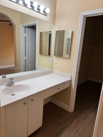 2971 NW 33rd Way, Lauderdale Lakes, FL 33311