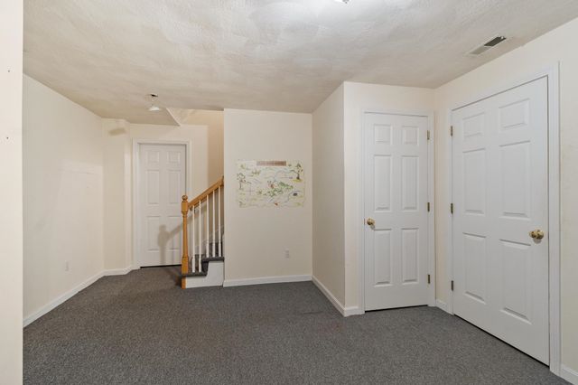 13 Lantern Drive, Sandown, NH 03873