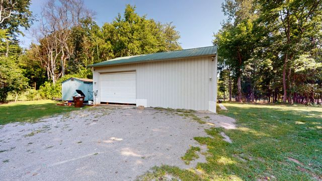 405 Twin Cove Dr, Lebanon, TN 37087