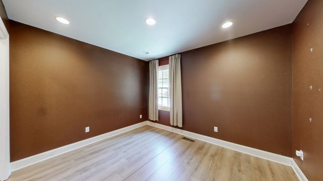405 Twin Cove Dr, Lebanon, TN 37087