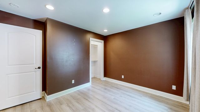 405 Twin Cove Dr, Lebanon, TN 37087