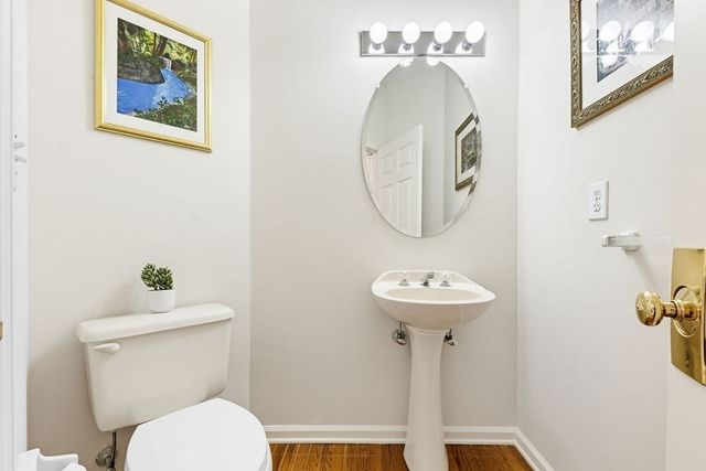 30 Hancock Rd, Franklin, MA 02038